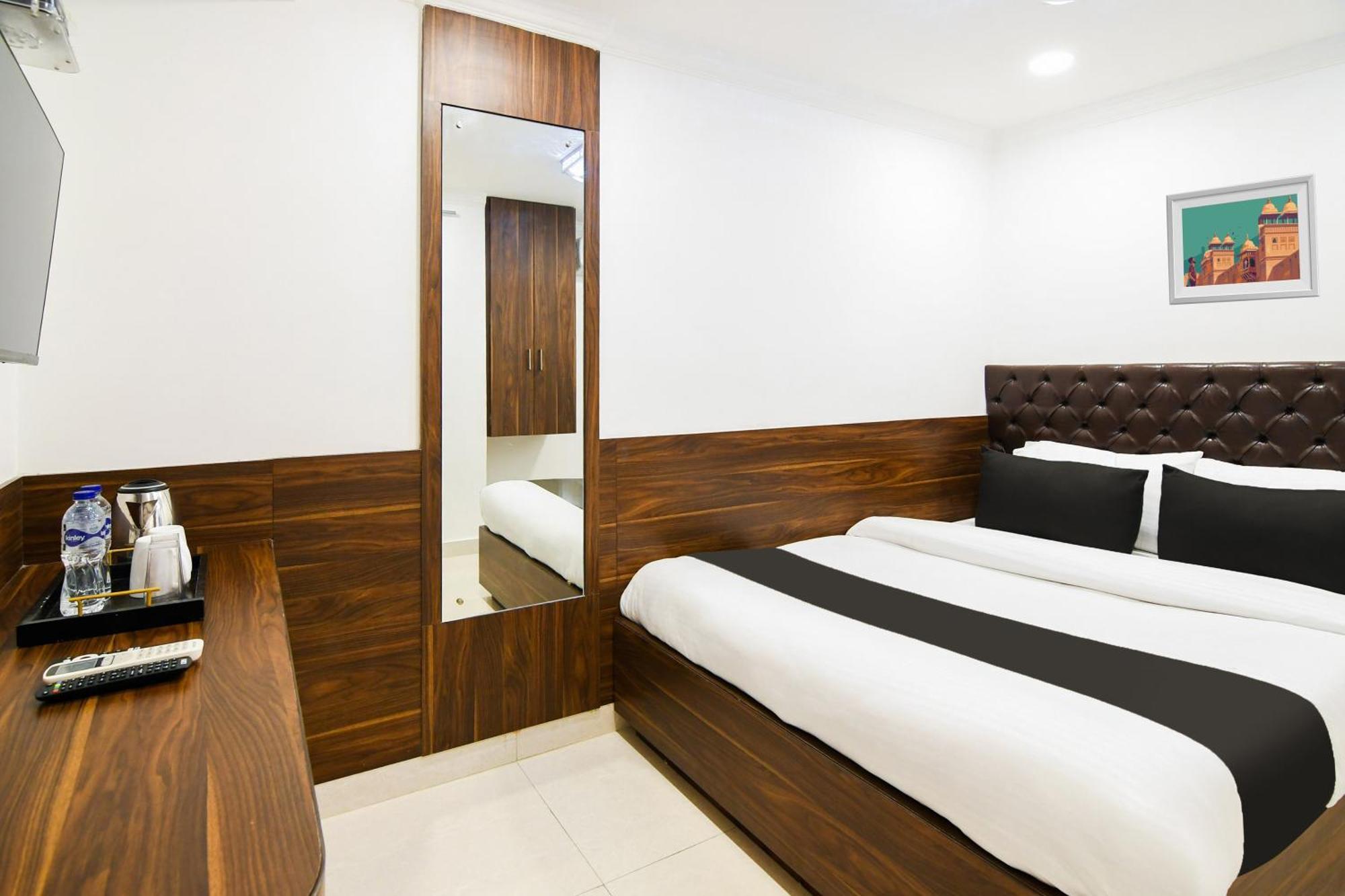 Super Hotel O Eminent Hotel 加尔各答 外观 照片