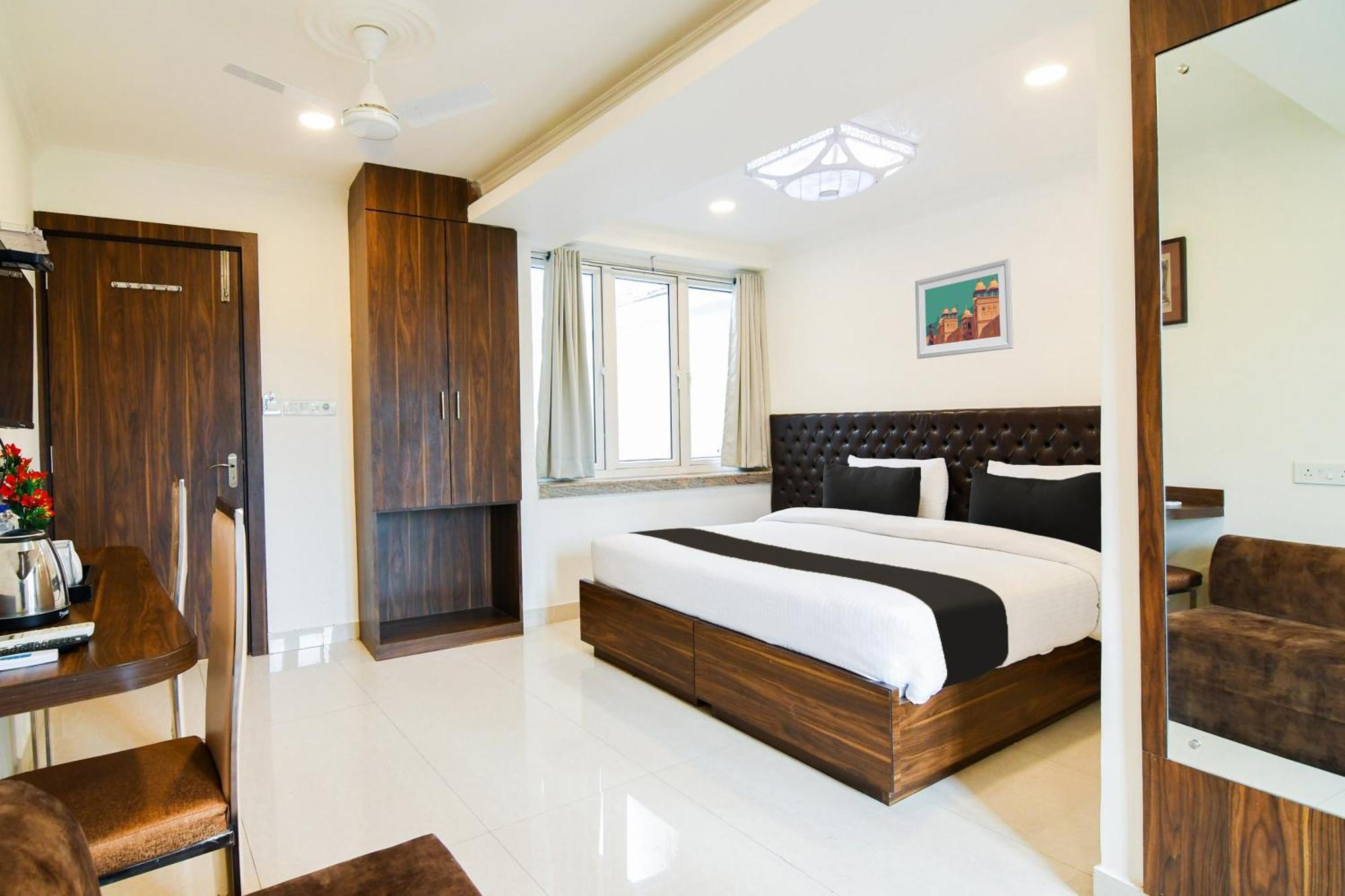 Super Hotel O Eminent Hotel 加尔各答 外观 照片