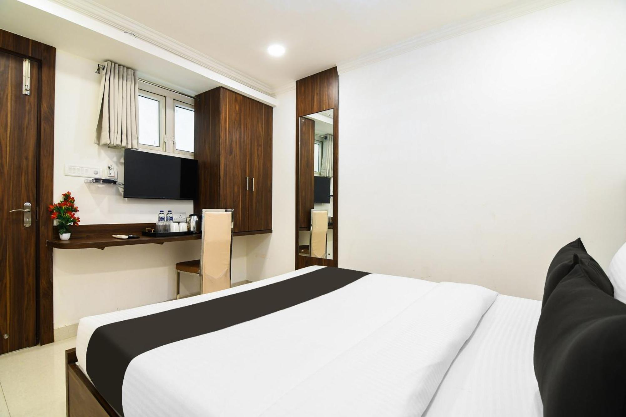 Super Hotel O Eminent Hotel 加尔各答 外观 照片